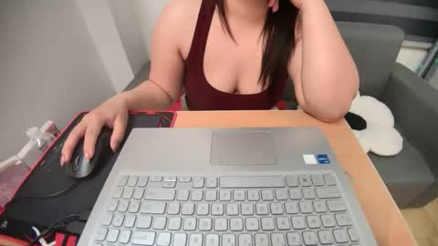 Snapshot of asuka_9x chatting on 9, 1, 2026 asuka_9x online show from 9, 1, 2026