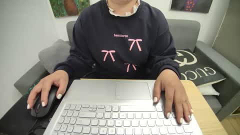 Snapshot of asuka_9x chatting on 1, 2, 2026 asuka_9x online show from 1, 2, 2026