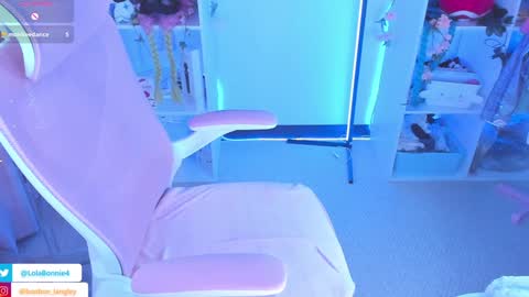 Bonnie online show from 3, 2, 2025