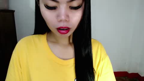 Snapshot of asuna_charming chatting on 26, 10, 2025 asuna_charming online show from 26, 10, 2025