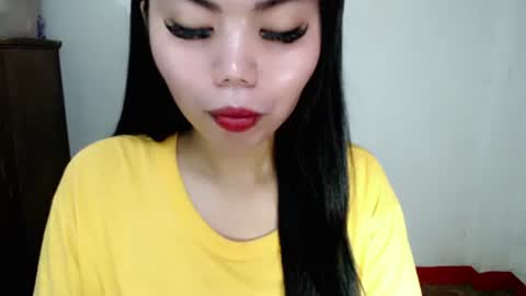 Snapshot of asuna_charming chatting on 28, 10, 2025 asuna_charming online show from 28, 10, 2025