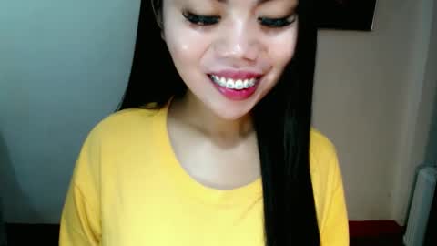 Snapshot of asuna_charming chatting on 16, 12, 2025 asuna_charming online show from 16, 12, 2025