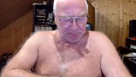 Snapshot of asusandy chatting on 20, 7, 2026 asusandy online show from 20, 7, 2026