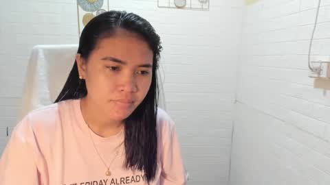 Snapshot of asuzaka27 chatting on 18, 12, 2024 asuzaka27 online show from 18, 12, 2024