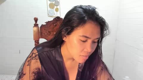 Snapshot of asuzaka27 chatting on 20, 12, 2024 asuzaka27 online show from 20, 12, 2024