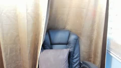 Snapshot of asuzaka27 chatting on 18, 1, 2025 asuzaka27 online show from 18, 1, 2025