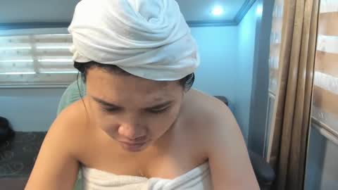 Snapshot of asuzaka27 chatting on 3, 2, 2025 asuzaka27 online show from 3, 2, 2025