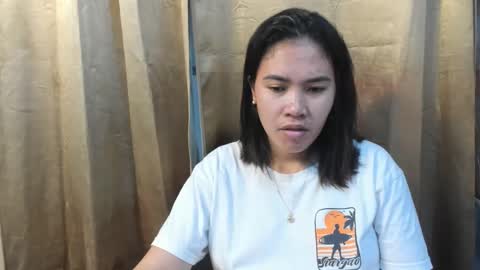 Snapshot of asuzaka27 chatting on 7, 2, 2025 asuzaka27 online show from 7, 2, 2025