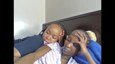 Snapshot of atara_seren chatting on 26, 3, 2026 atara_seren online show from 26, 3, 2026