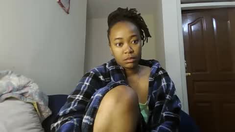 Snapshot of atara_seren chatting on 9, 6, 2026 atara_seren online show from 9, 6, 2026