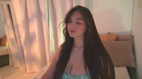 Snapshot of atena676 chatting on 7, 4, 2026 atena676 online show from 7, 4, 2026