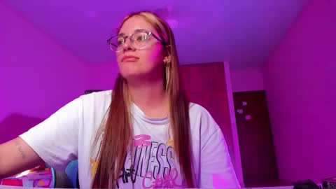 atenas online show from 5, 3, 2025