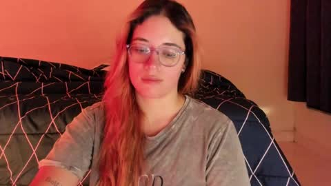 Snapshot of atenas__05 chatting on 7, 5, 2026 atenas online show from 7, 5, 2026