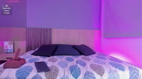 Snapshot of atenea_clerk chatting on 17, 12, 2025 Atenea online show from 17, 12, 2025