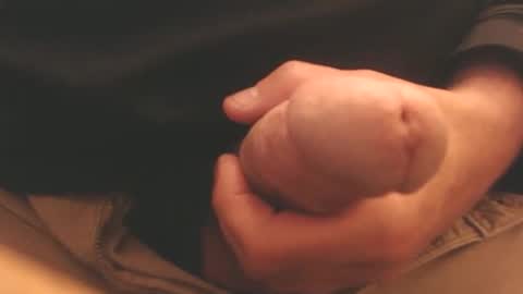 Snapshot of ateuout chatting on 15, 4, 2026 ateuout online show from 15, 4, 2026