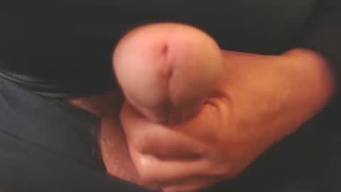 Snapshot of ateuout chatting on 17, 4, 2026 ateuout online show from 17, 4, 2026