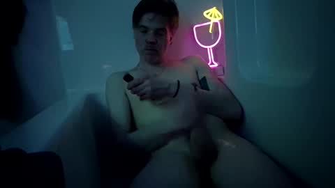 Snapshot of athandrew chatting on 22, 3, 2026 jonnyandrew online show from 22, 3, 2026