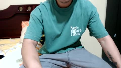Snapshot of athleticboy2026 chatting on 21, 6, 2026 Robin online show from 21, 6, 2026