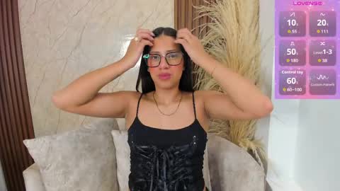 Snapshot of atiena_ chatting on 16, 5, 2026 Atiena online show from 16, 5, 2026