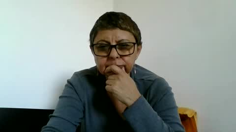 Snapshot of atikaarea chatting on 19, 10, 2025 atikaarea online show from 19, 10, 2025