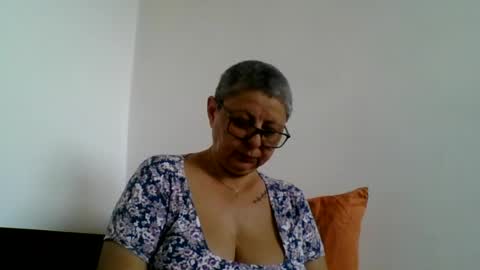 Snapshot of atikaarea chatting on 23, 6, 2026 atikaarea online show from 23, 6, 2026