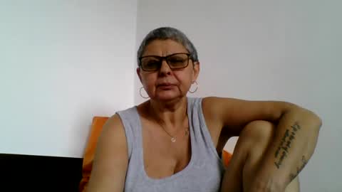 Snapshot of atikaarea chatting on 13, 7, 2026 atikaarea online show from 13, 7, 2026