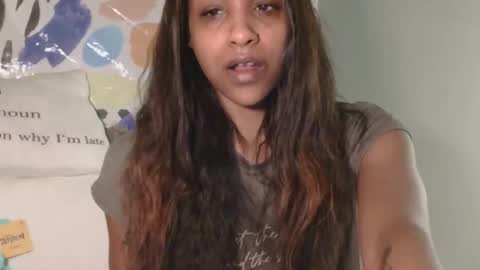 Snapshot of atirahcali chatting on 9, 4, 2026 AtirahCali online show from 9, 4, 2026