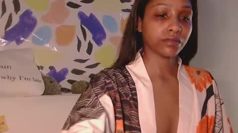 Snapshot of atirahcali chatting on 12, 4, 2026 AtirahCali online show from 12, 4, 2026