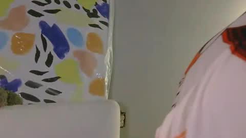 Snapshot of atirahcali chatting on 21, 4, 2026 AtirahCali online show from 21, 4, 2026