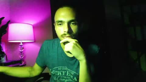 Snapshot of atmorin01 chatting on 19, 7, 2026 Atmarin199 aka Dre online show from 19, 7, 2026