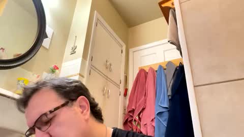 Snapshot of atozzzz chatting on 4, 4, 2026 atozzzz online show from 4, 4, 2026