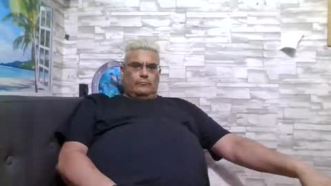 Snapshot of atr2424293280 chatting on 29, 11, 2025 A online show from 29, 11, 2025