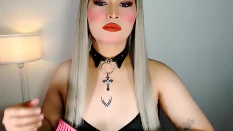 Snapshot of audreyholloway chatting on 17, 3, 2026 Audrey online show from 17, 3, 2026