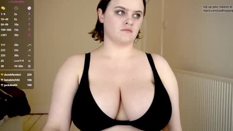 Audrey Jacq online show from 28, 2, 2026