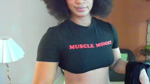 Snapshot of audry_montero1 chatting on 10, 9, 2025 Audry online show from 10, 9, 2025
