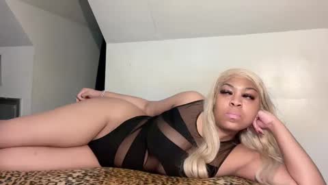 Snapshot of aunyxxx chatting on 19, 2, 2025 aunyxxx online show from 19, 2, 2025