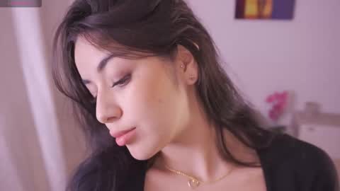 Snapshot of aura_sensual chatting on 26, 9, 2025 . online show from 26, 9, 2025