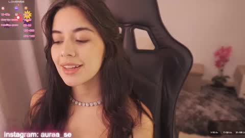 Snapshot of aura_sensual chatting on 12, 10, 2025 . online show from 12, 10, 2025