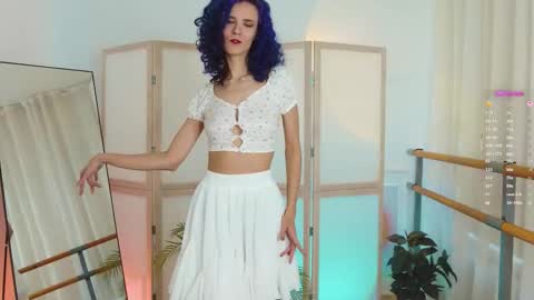 Snapshot of auralana chatting on 6, 10, 2025 Lana online show from 6, 10, 2025