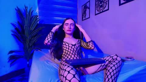 Snapshot of auralis_lux chatting on 2, 6, 2026 auralis_lux online show from 2, 6, 2026