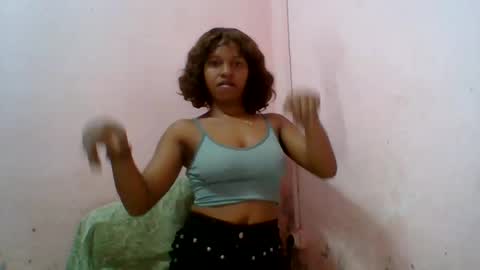 Snapshot of aurelia107 chatting on 13, 6, 2026 aurelia107 online show from 13, 6, 2026