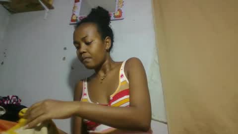 Snapshot of aurelie08 chatting on 2, 6, 2026 aurelie08 online show from 2, 6, 2026