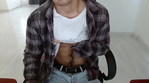 Snapshot of aureliv1 chatting on 7, 3, 2026 Aureliano online show from 7, 3, 2026