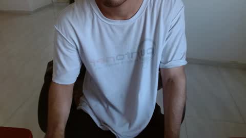 Snapshot of aureliv1 chatting on 13, 4, 2026 Aureliano online show from 13, 4, 2026