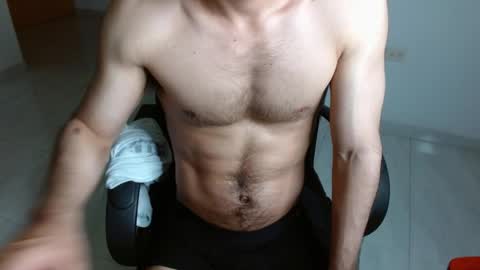 Snapshot of aureliv1 chatting on 28, 4, 2026 Aureliano online show from 28, 4, 2026