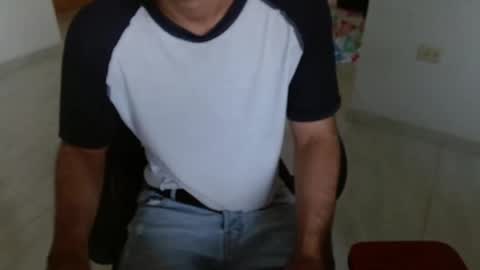 Snapshot of aureliv1 chatting on 14, 5, 2026 Aureliano online show from 14, 5, 2026