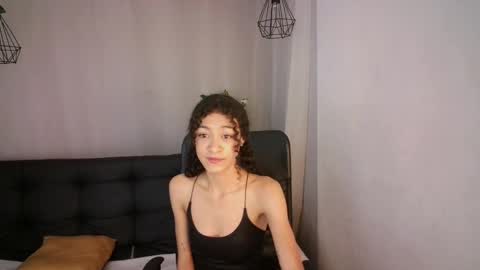 Snapshot of aurora_ath chatting on 20, 12, 2024 Aurora ath online show from 20, 12, 2024