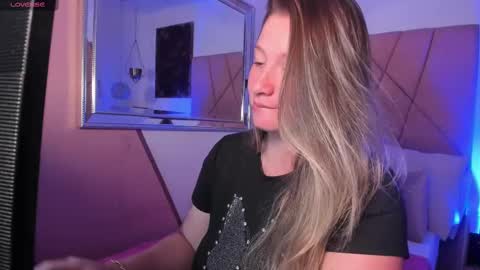 Snapshot of aurora_cold chatting on 24, 1, 2025 Aurora Cold online show from 24, 1, 2025