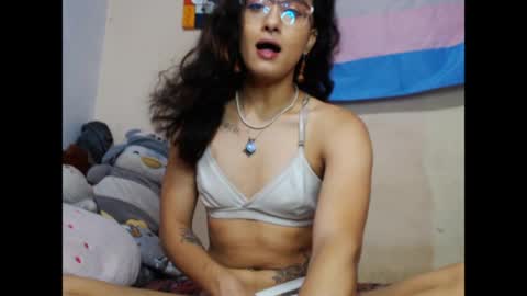 Aurora sanders ig Aurora 001x online show from 19, 5, 2026