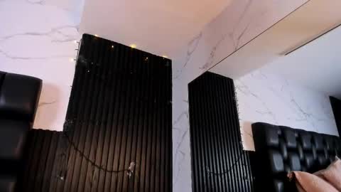 Aurora online show from 18, 9, 2025